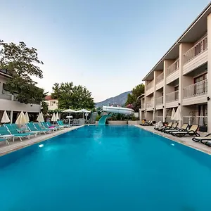 4* Ξενοδοχείο Golden Life &